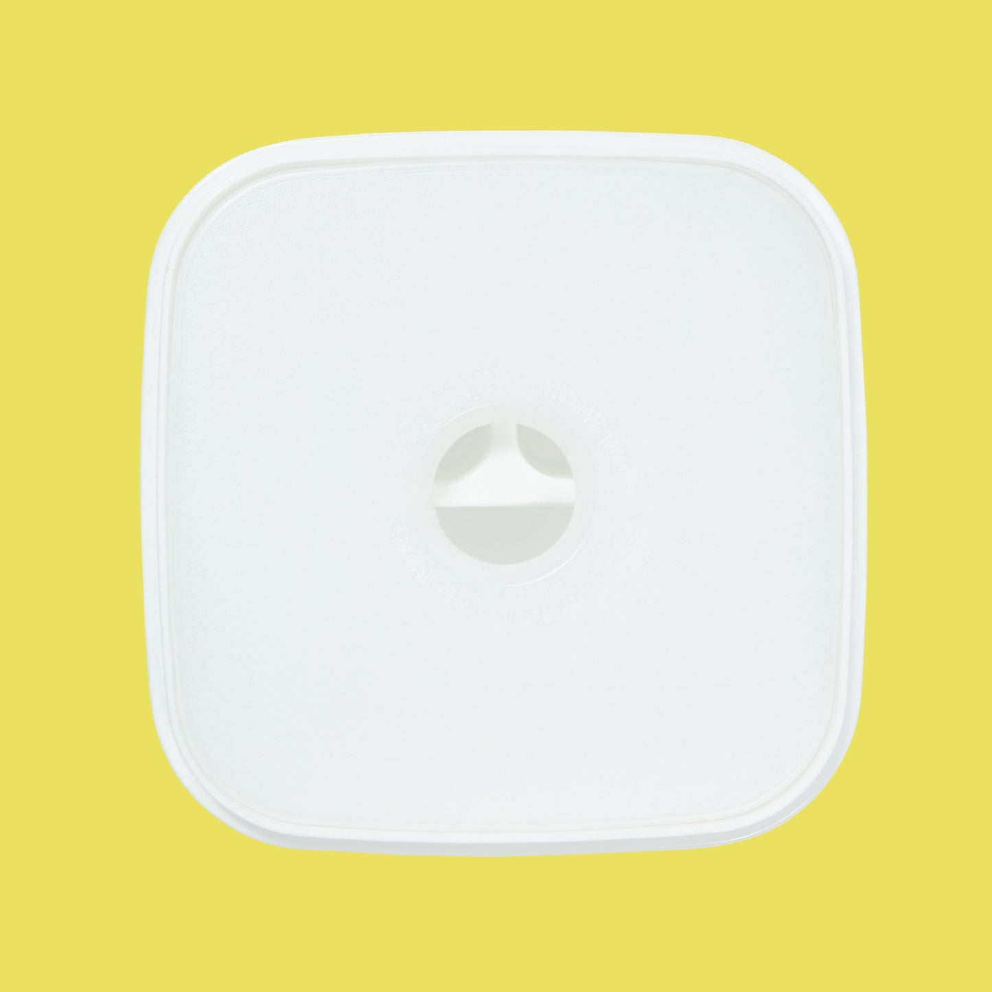 Inside of bento box lid showing where ice pack fits